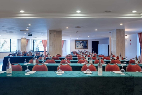 Hotel NH Imperial Playa